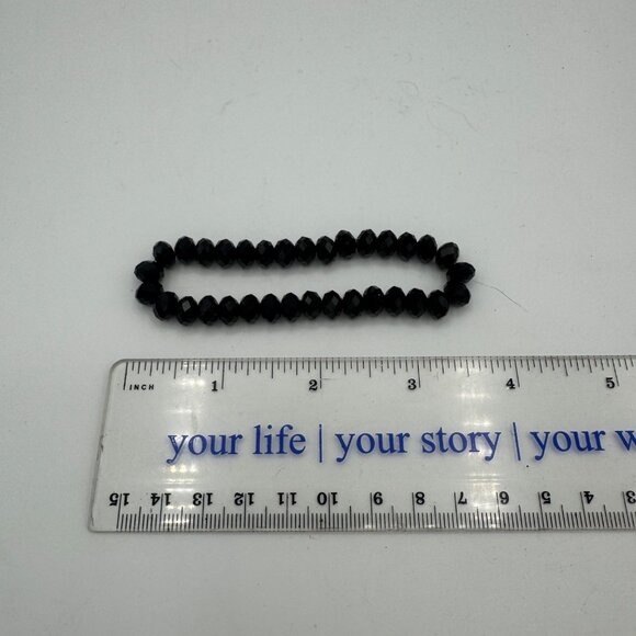 Black Faceted Crystal Bead Stretch Bracelet - Picture 3 of 3
